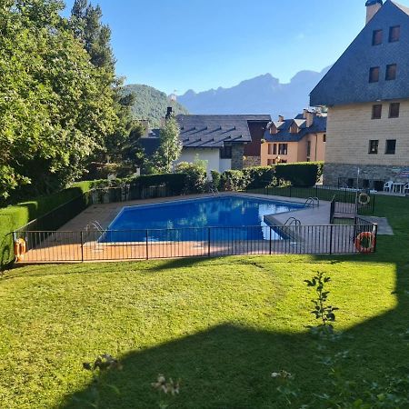 Apartamento En Panticosa Dış mekan fotoğraf